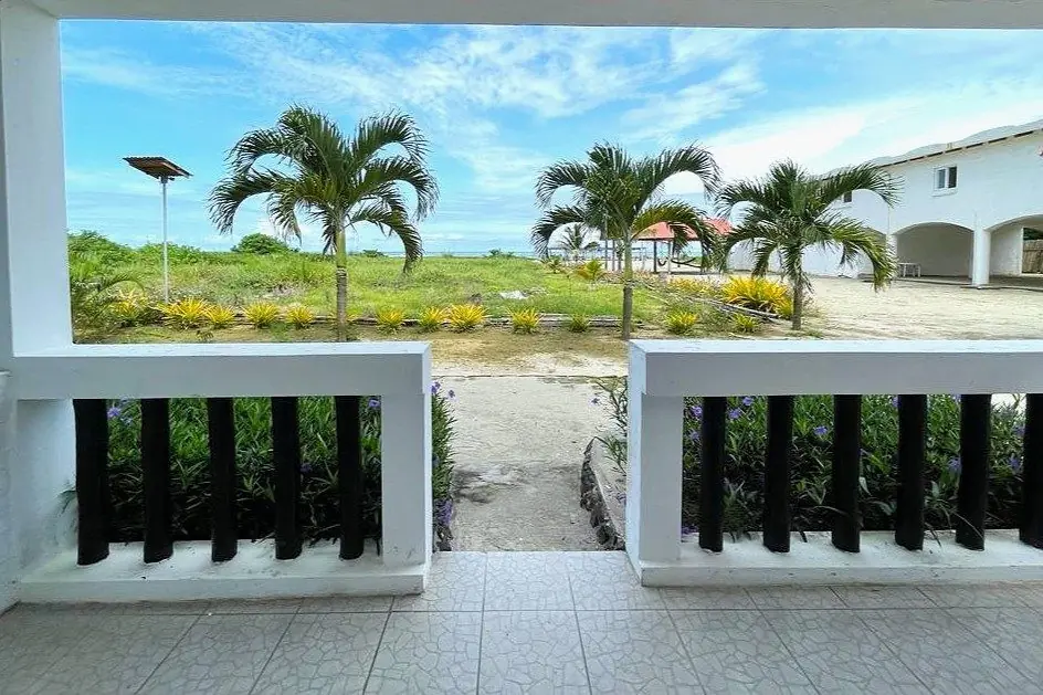 Papaya Room — photo 5, Sundown Beach Hotel, Canoa, Ecuador